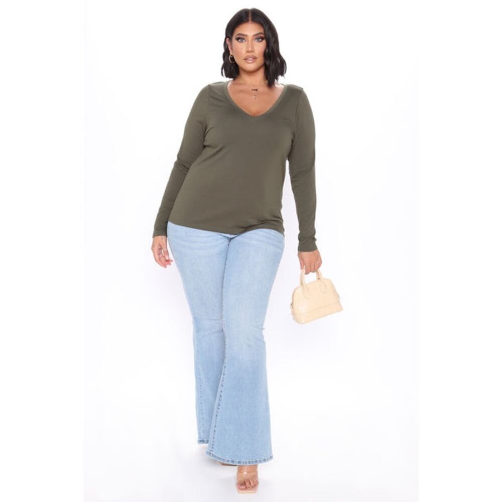 Fashion Nova Dare To Flare Jeans - Medium Blue Wash